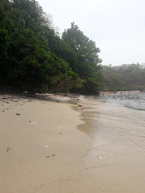 Sand Bar Beach Resort Nasugbu Exterior foto