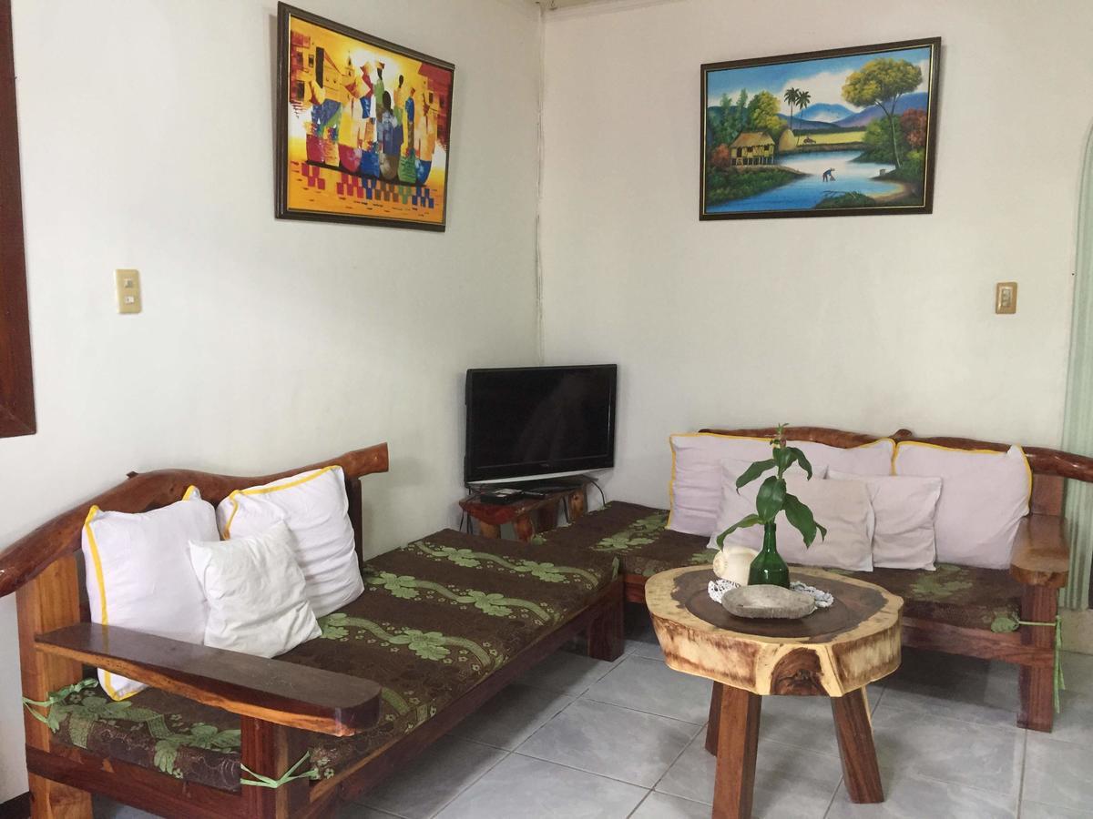 Sand Bar Beach Resort Nasugbu Exterior foto